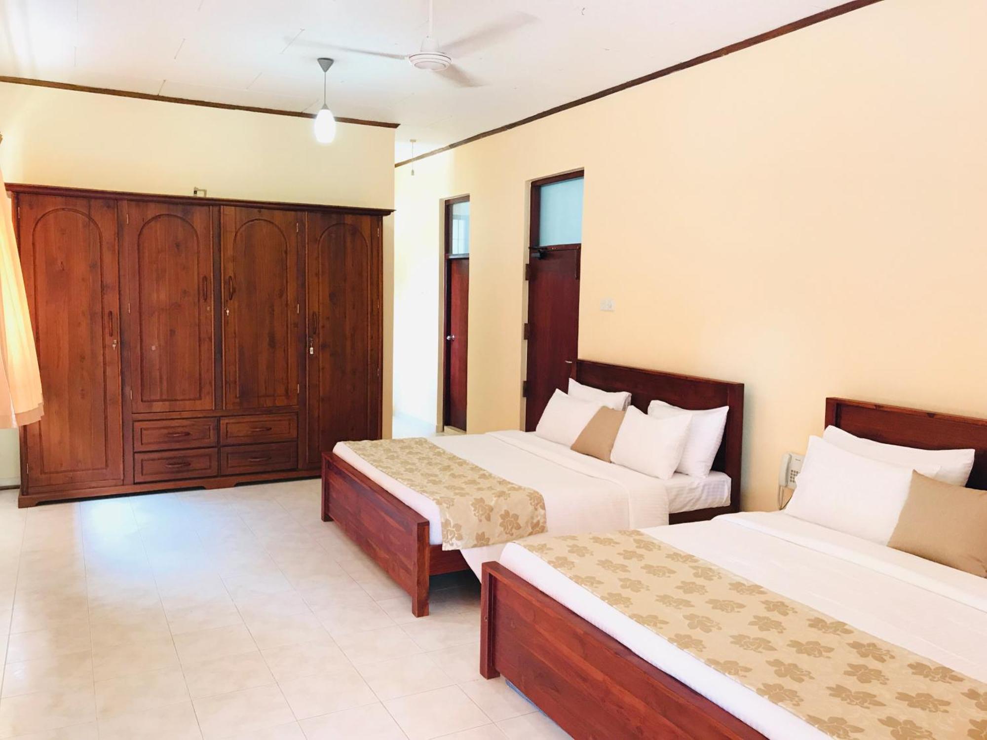 Siluni'S Villa Anuradhapura Zimmer foto